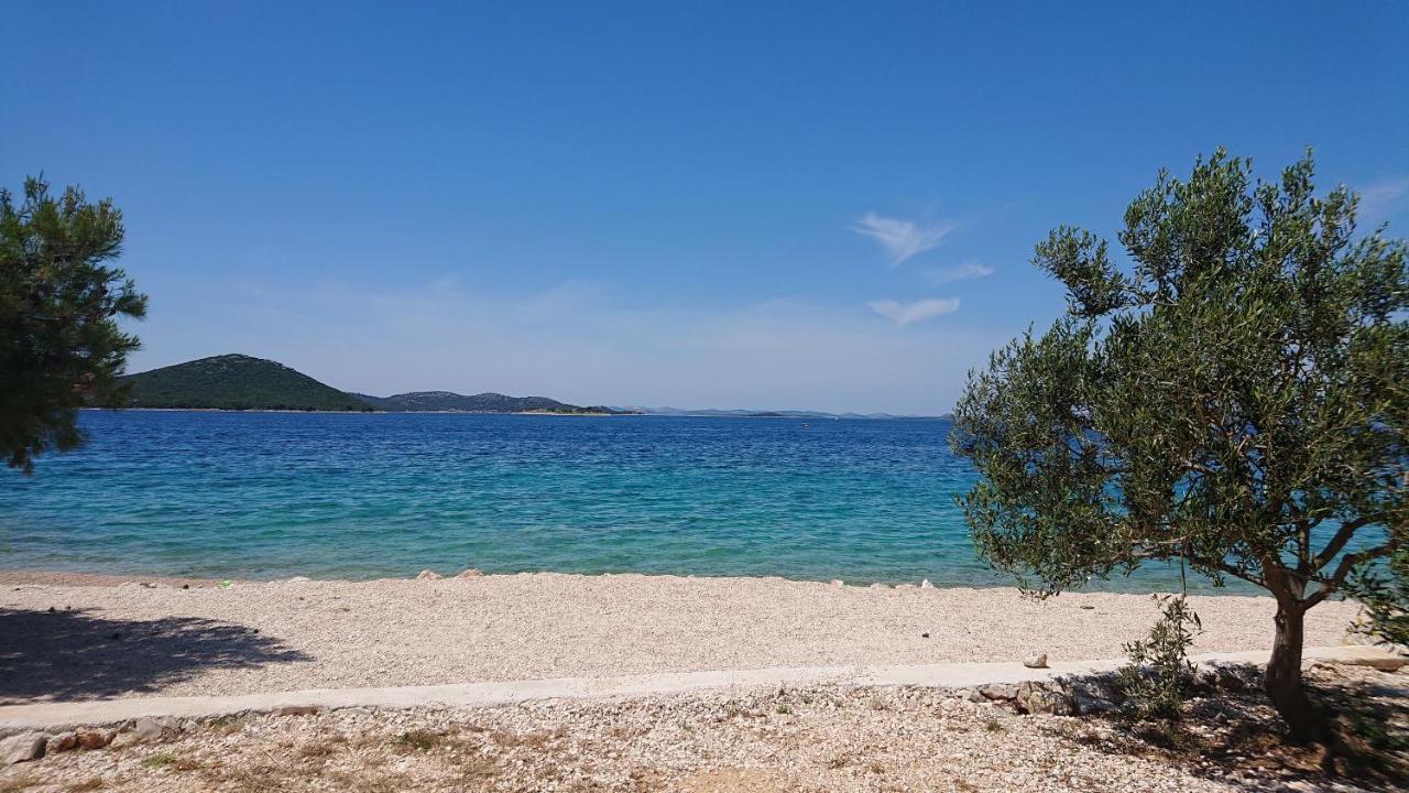 Villa On The Beach Pakoštane Екстериор снимка
